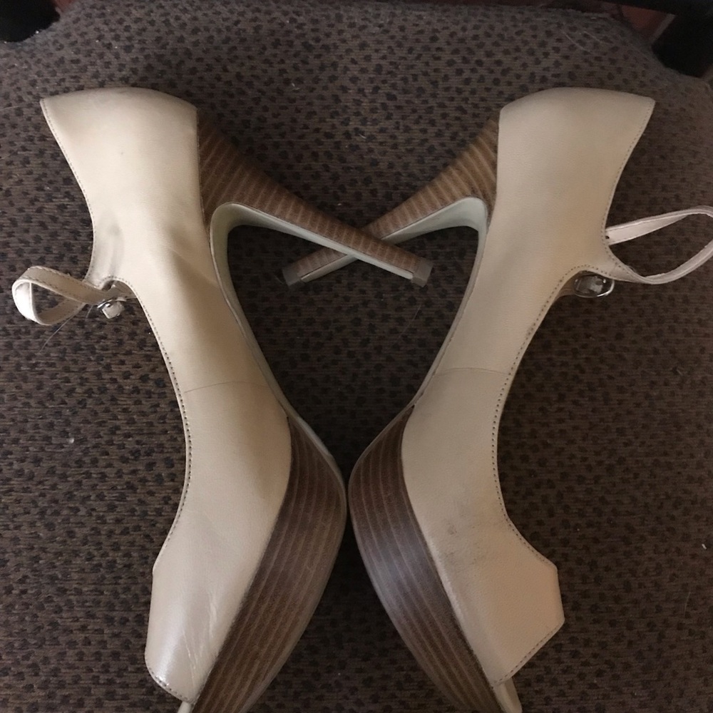 Marc Fisher ‘tumble’ Platform Pump Patent Nude - size 9